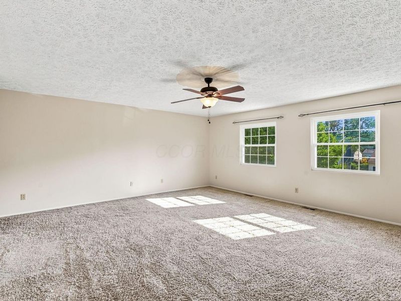 8749 Scarsdale Boulevard , Powell, OH 43065 Photo 22