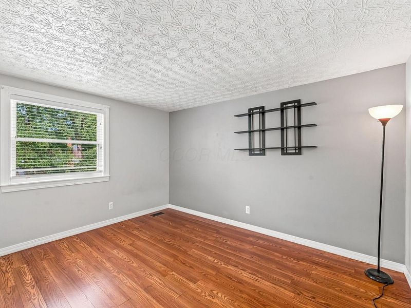 8749 Scarsdale Boulevard , Powell, OH 43065 Photo 32