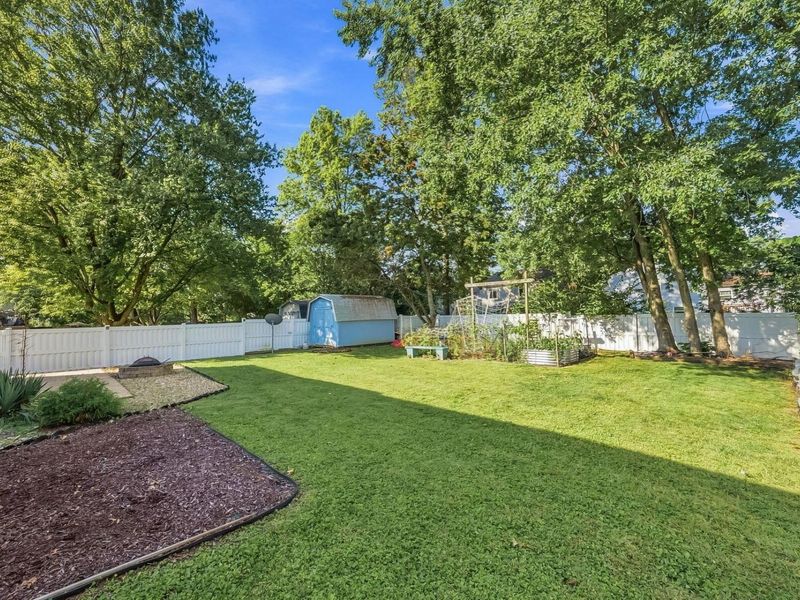 8749 Scarsdale Boulevard , Powell, OH 43065 Photo 38