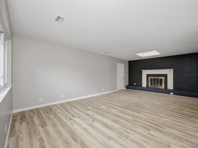 5480 Mississippi Drive, Fairfield, OH 45014 Photo 3