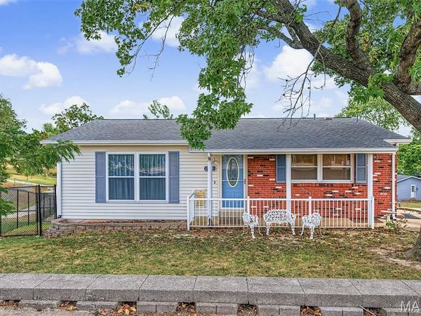 712 Lee Avenue, Festus, MO 63028
