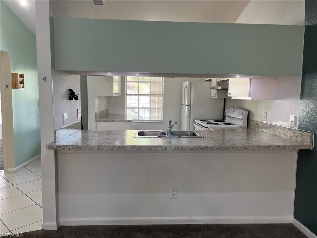 1708 Kings Lake Blvd, Unit 204, Naples, FL 34112 Photo