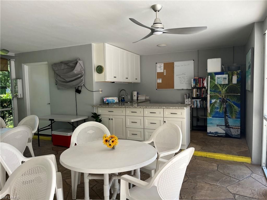 1708 Kings Lake Blvd, Unit 204, Naples, FL 34112 Photo
