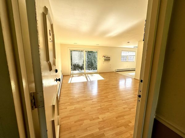 45 Edgelawn Avenue, Unit 6, North Andover, MA 01845