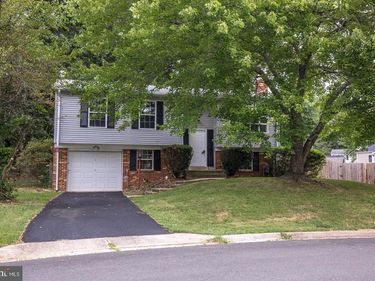 5592 SHANNON COURT , WOODBRIDGE, VA 22193
