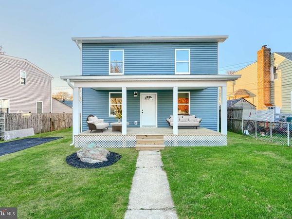 9 AVENAL ROAD , ESSEX, MD 21221
