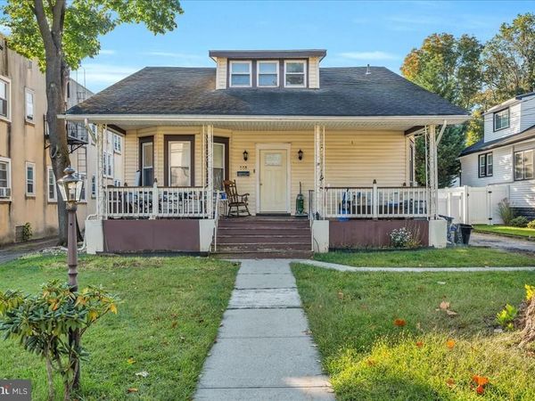 110 E BETTLEWOOD AVENUE, OAKLYN, NJ 08107
