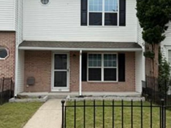 48 TORY CIRCLE , ENOLA, PA 17025
