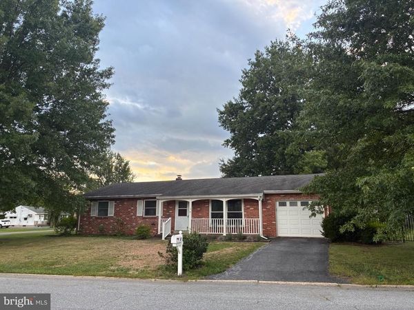 1 MOUNTAIN VIEW DRIVE, ENOLA, PA 17025
