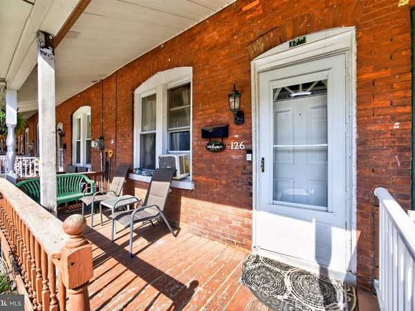126 GREEN STREET, DOWNINGTOWN, PA 19335