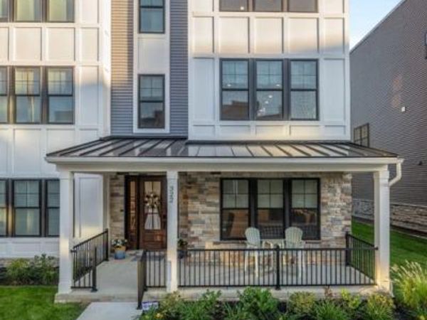322 W SQUIRE DRIVE, NEWTOWN SQUARE, PA 19073