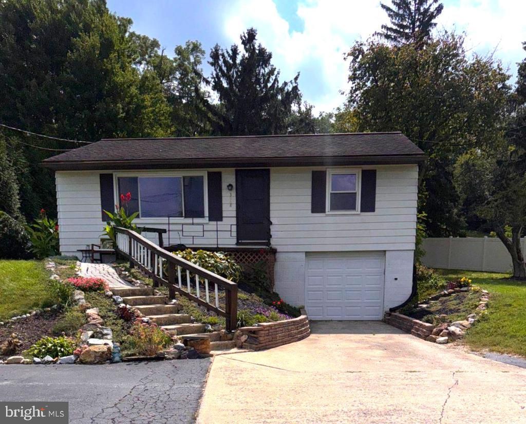 3968 MARIETTA AVENUE , COLUMBIA, PA 17512