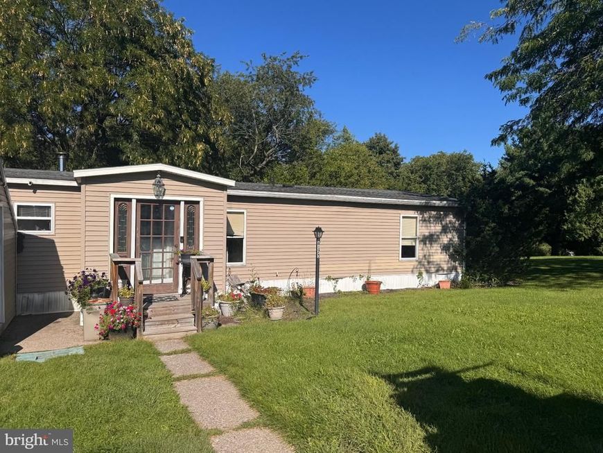 6175 Seanor Court , Slatington, PA 18080 Main Photo