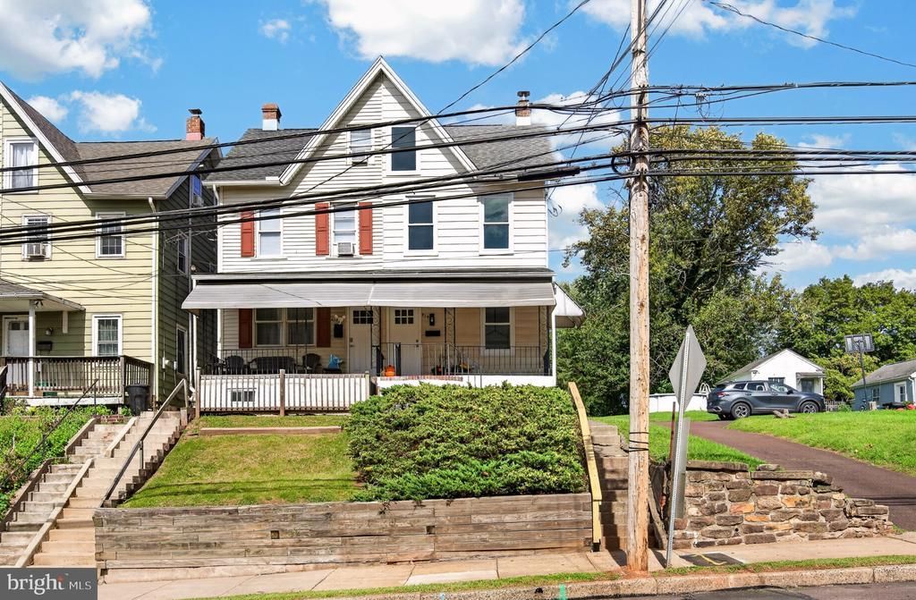 414 2ND AVENUE, ROYERSFORD, PA 19468