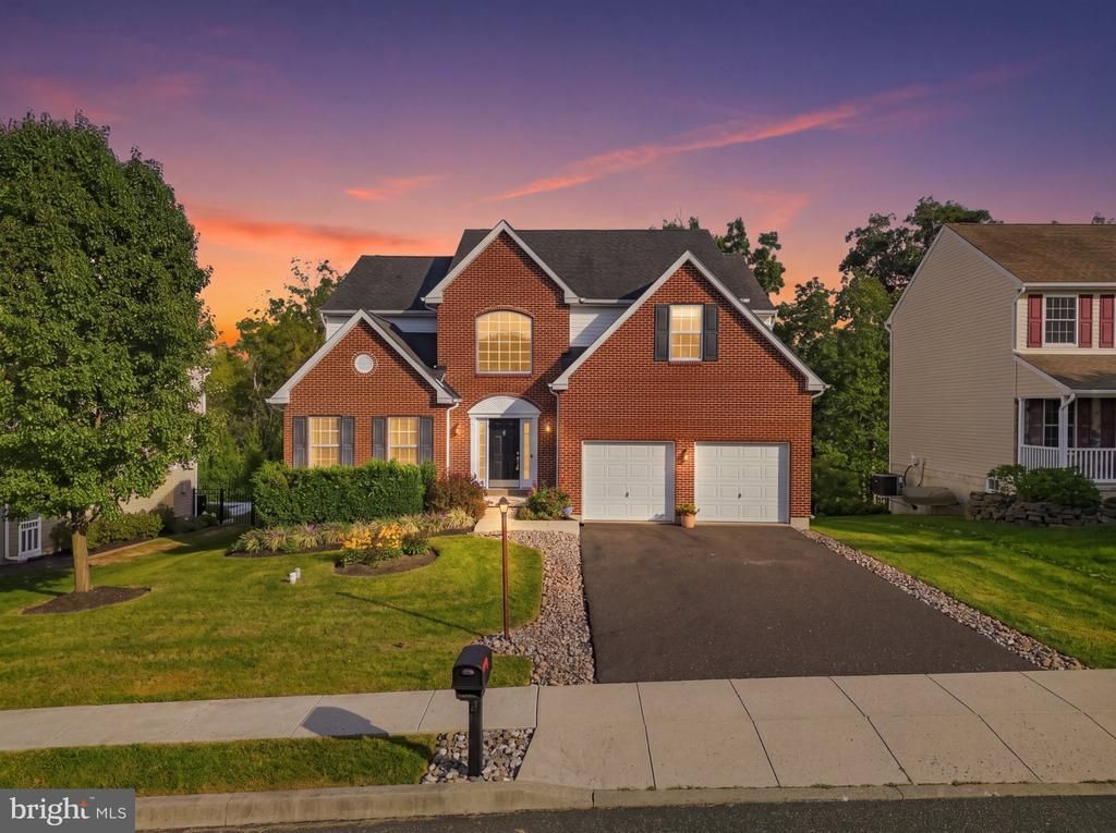 1945 CANYON CREEK, GILBERTSVILLE, PA 19525