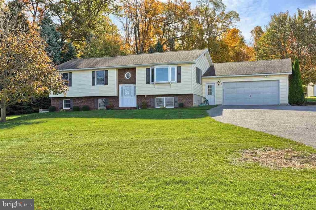 571 E TOLNA ROAD, SHREWSBURY, PA 17361