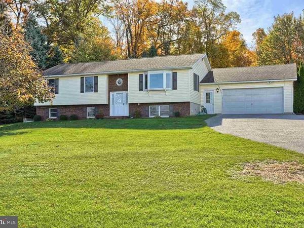 571 E TOLNA ROAD, SHREWSBURY, PA 17361