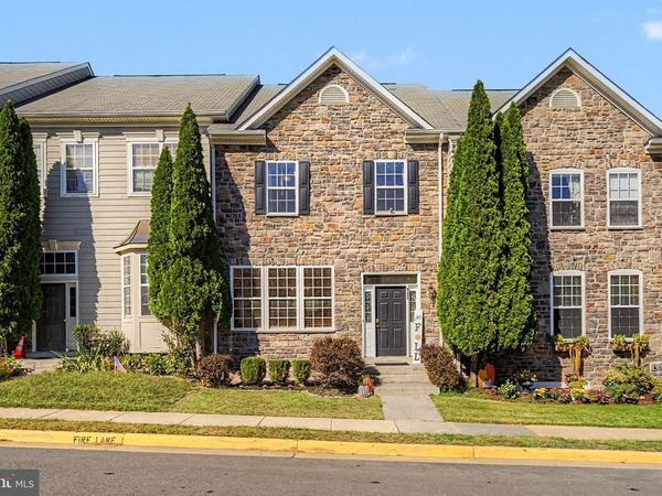 802 LINFIELD TERRACE NE, LEESBURG, VA 20176