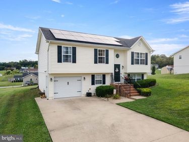 62 SILVER COURT, MAURERTOWN, VA 22644