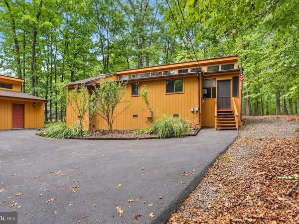 135 RUFFED GROUSE LANE , HEDGESVILLE, WV 25427