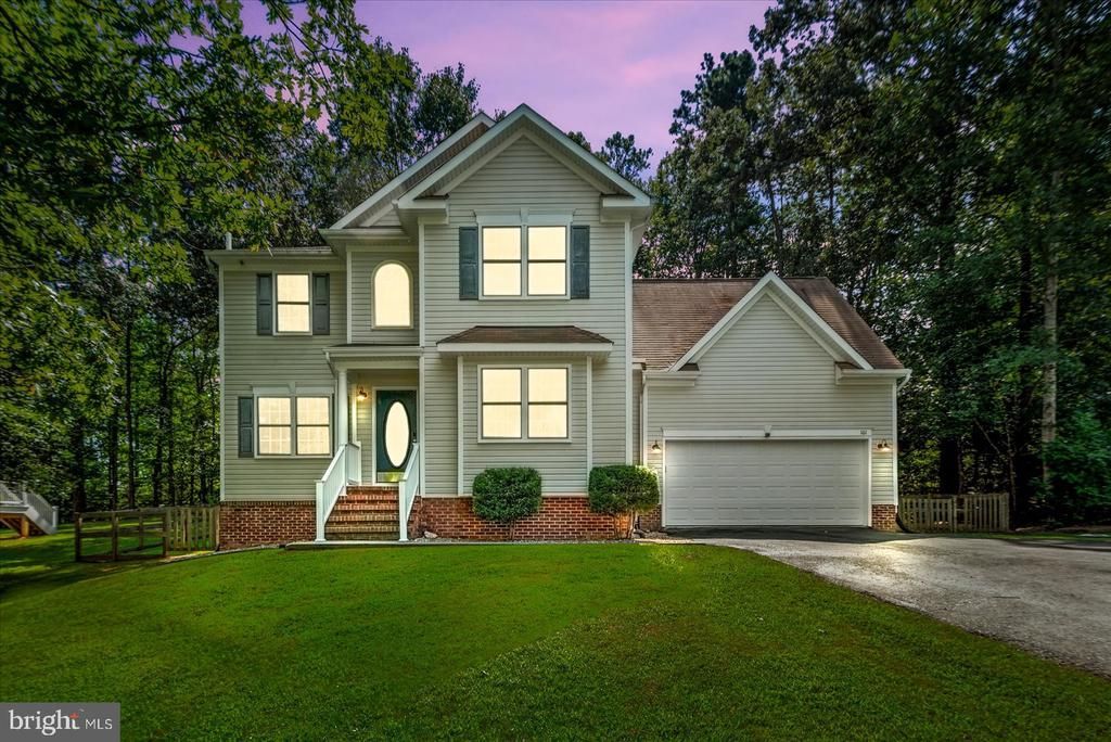 161 Land Or Drive , Ruther Glen, VA 22546 Main Photo