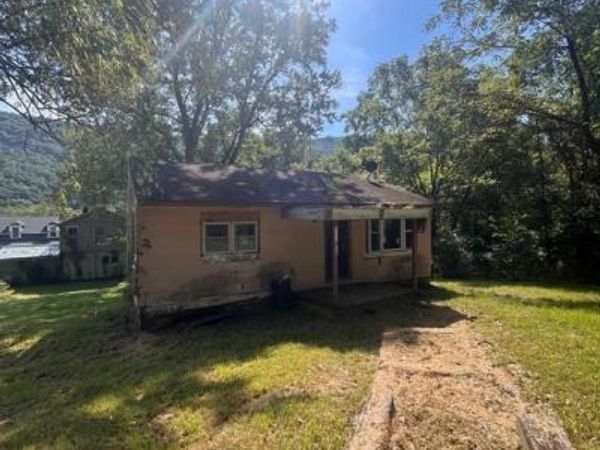 11904 COLORADO AVENUE NW , CORRIGANVILLE, MD 21524