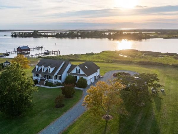 26128 BYRD ROAD, CRISFIELD, MD 21817