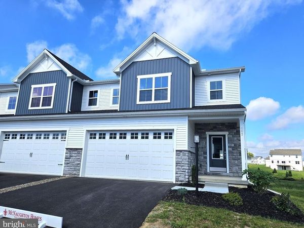 665 BRITTANY DRIVE , MECHANICSBURG, PA 17055