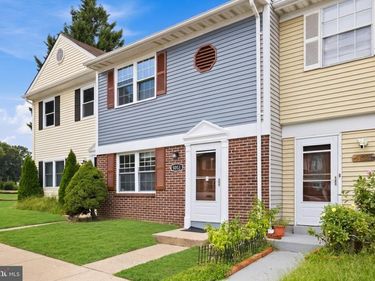 9053 SILVER MAPLE COURT, MANASSAS, VA 20110