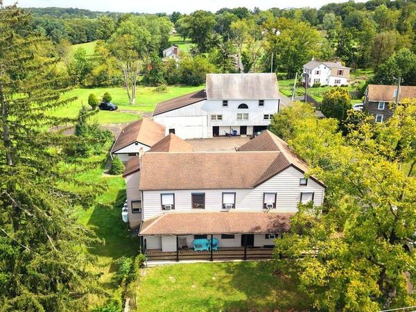 2 CREEK ROAD , CHALFONT, PA 18914