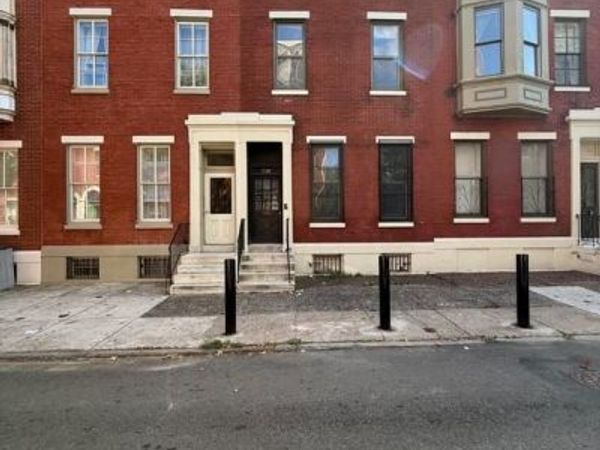 PHILADELPHIA, PA 19130