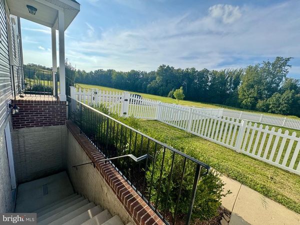 1005 CLOVER CIRCLE, Unit B, LA PLATA, MD 20646