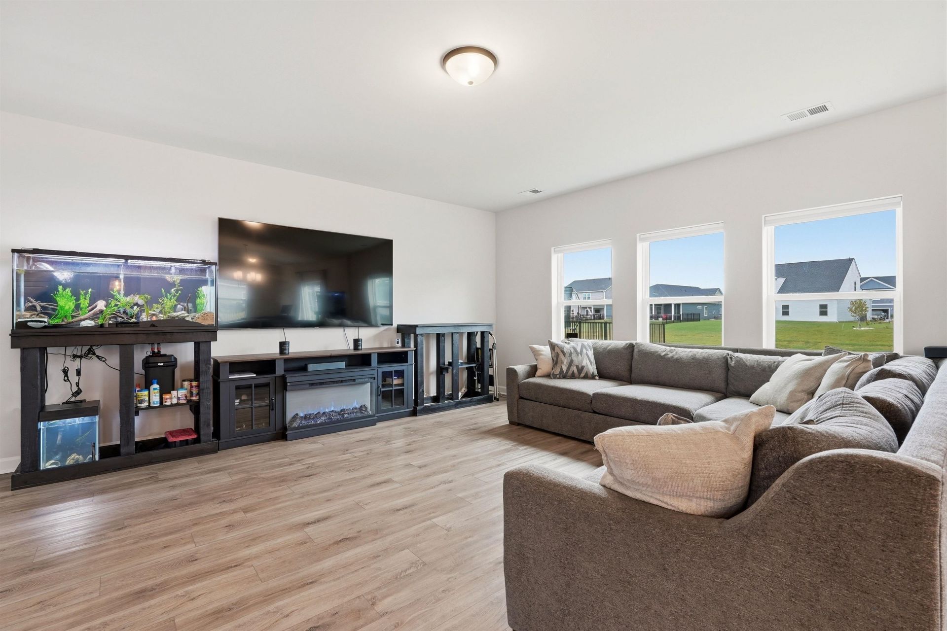 1884 Villena Dr. Photo 15