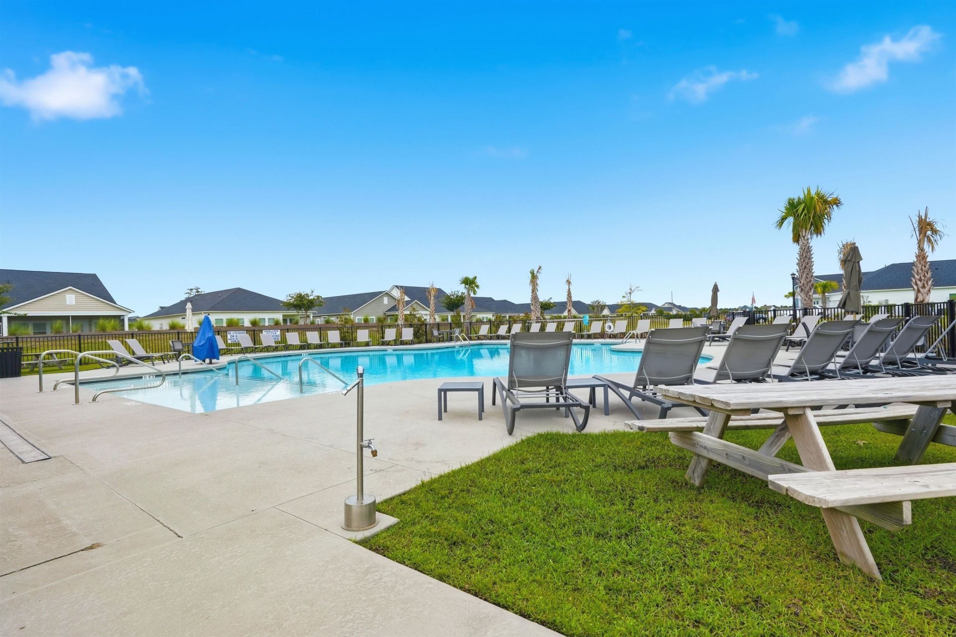 1884 Villena Dr. Photo 36