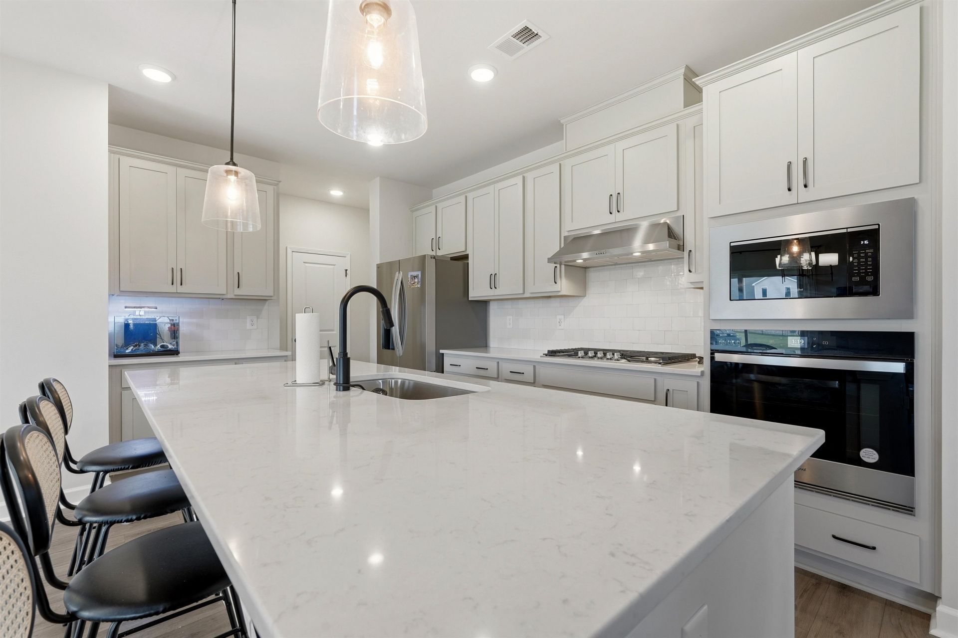 1884 Villena Dr. Photo 9