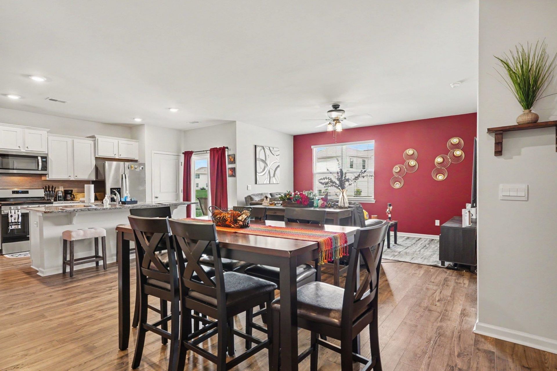 3927 Nandina Ct. Photo 10
