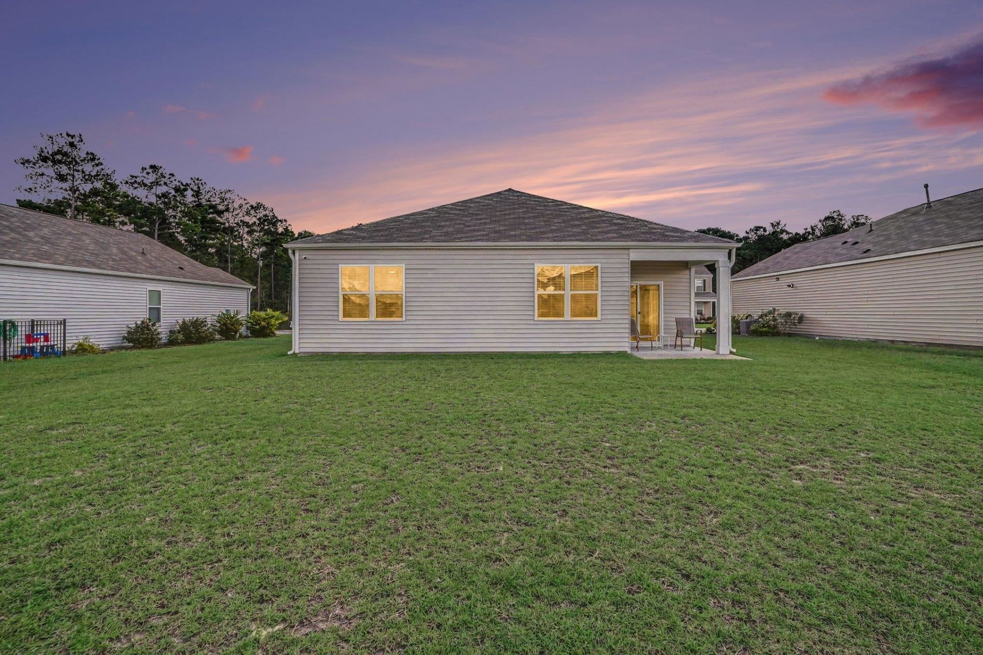 3927 Nandina Ct. Photo 30