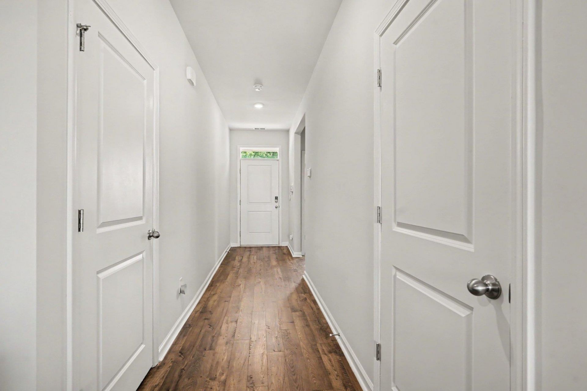 3927 Nandina Ct. Photo 5