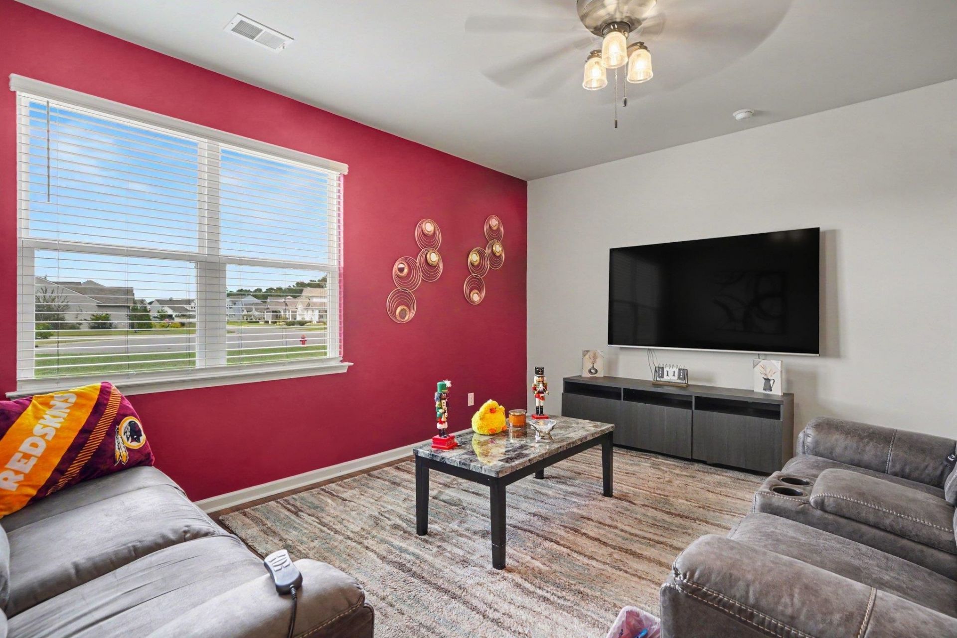 3927 Nandina Ct. Photo 7