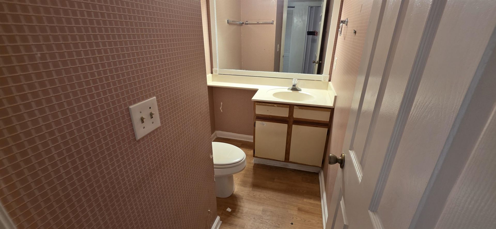 1100 Possum Trot Rd.  Photo 8