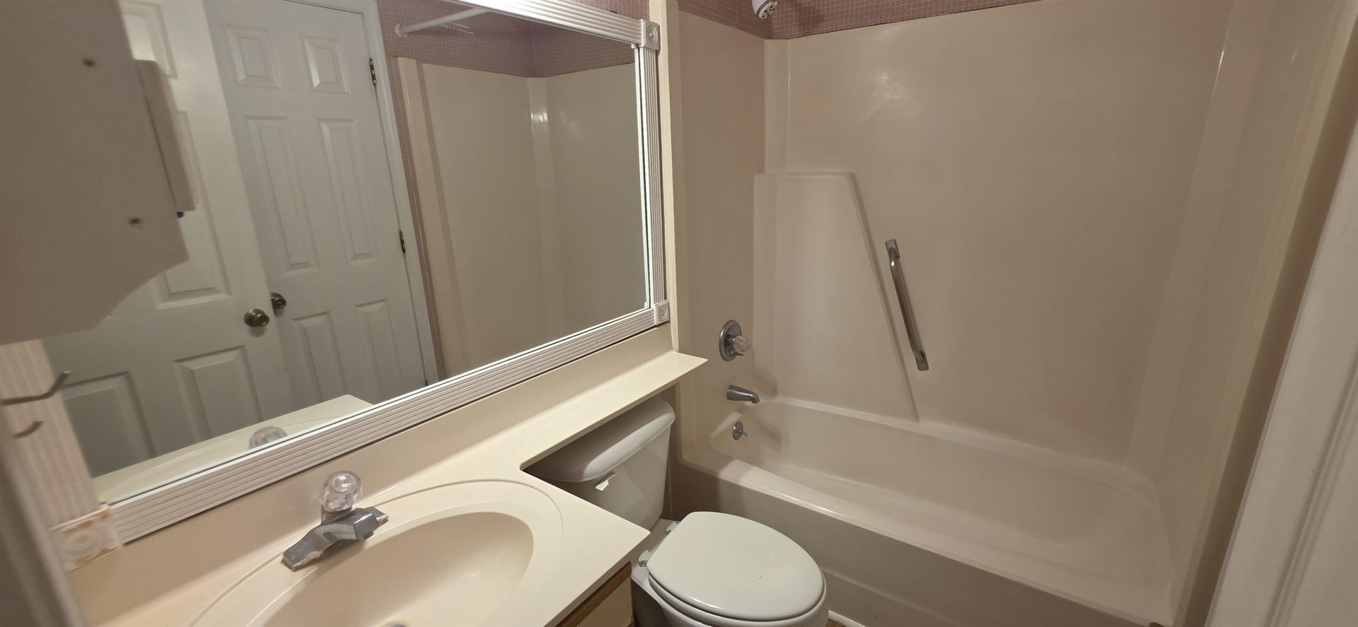 1100 Possum Trot Rd.  Photo 9