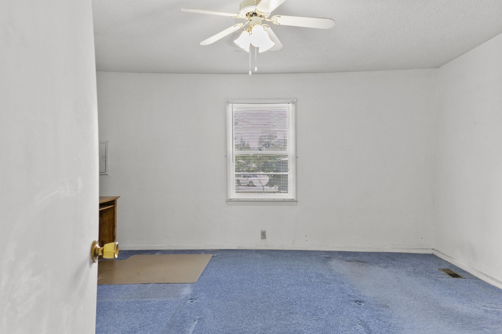 603 S Main St. Photo 20