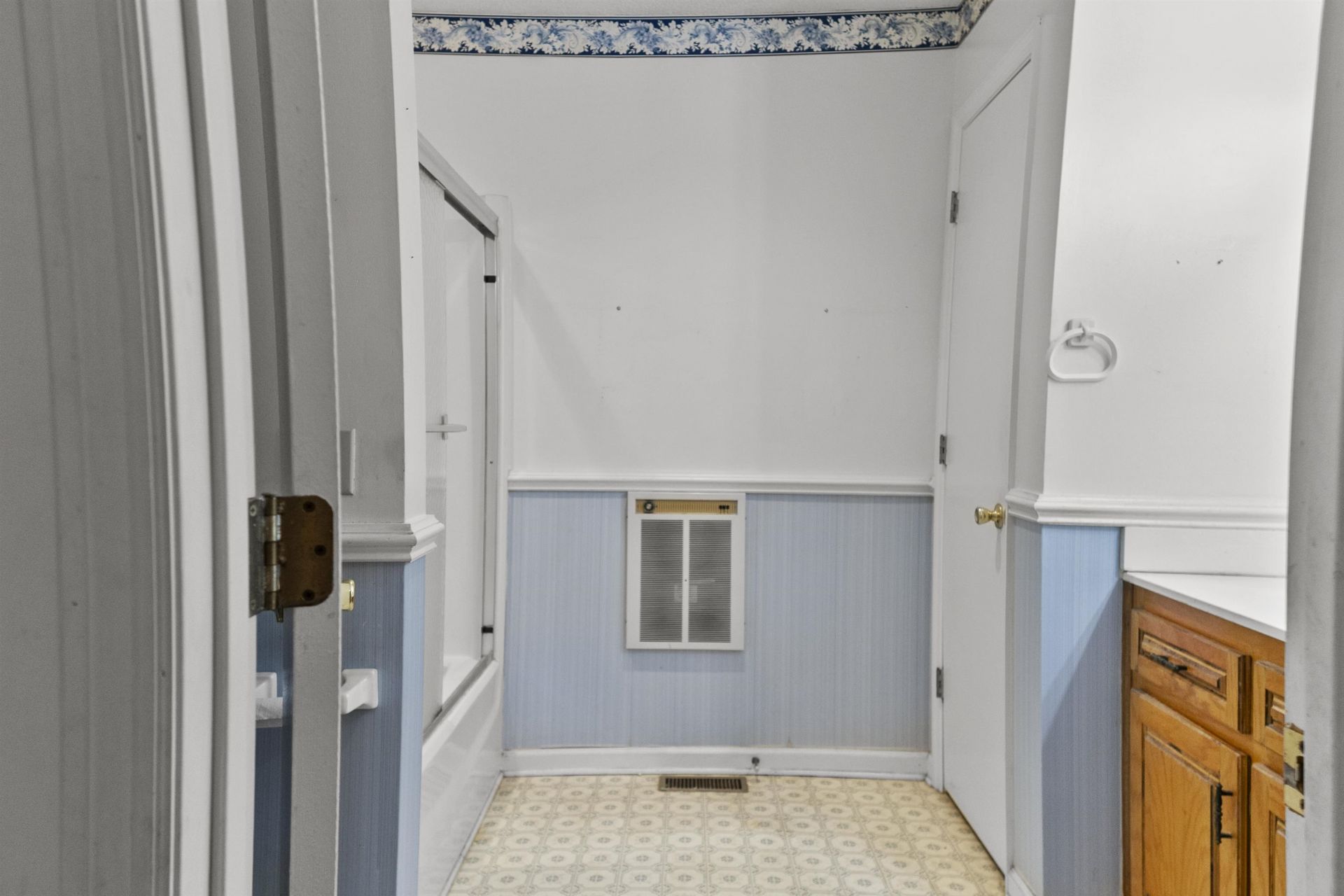 603 S Main St. Photo 27