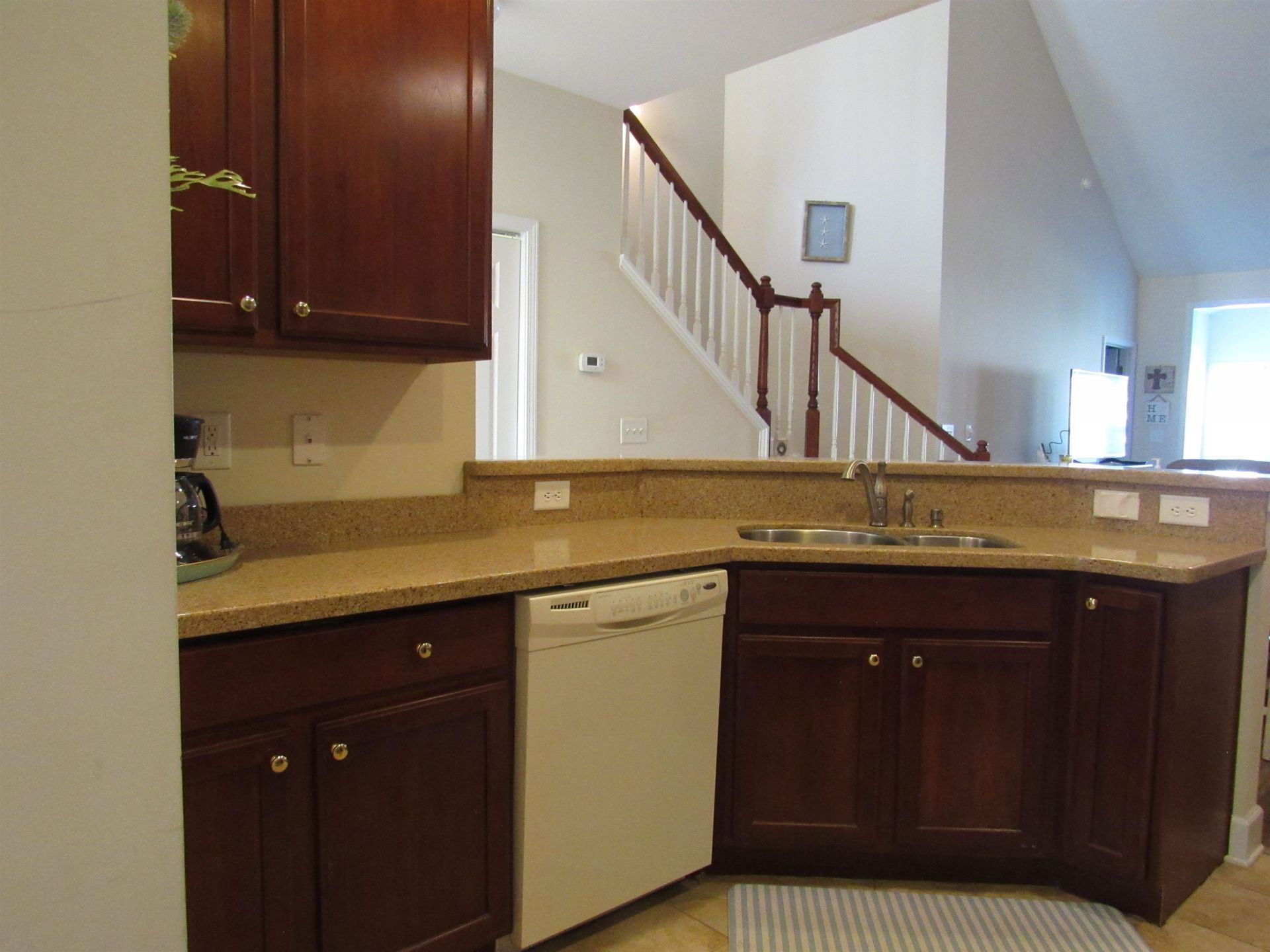 601 Buckingham Ln. Photo 10