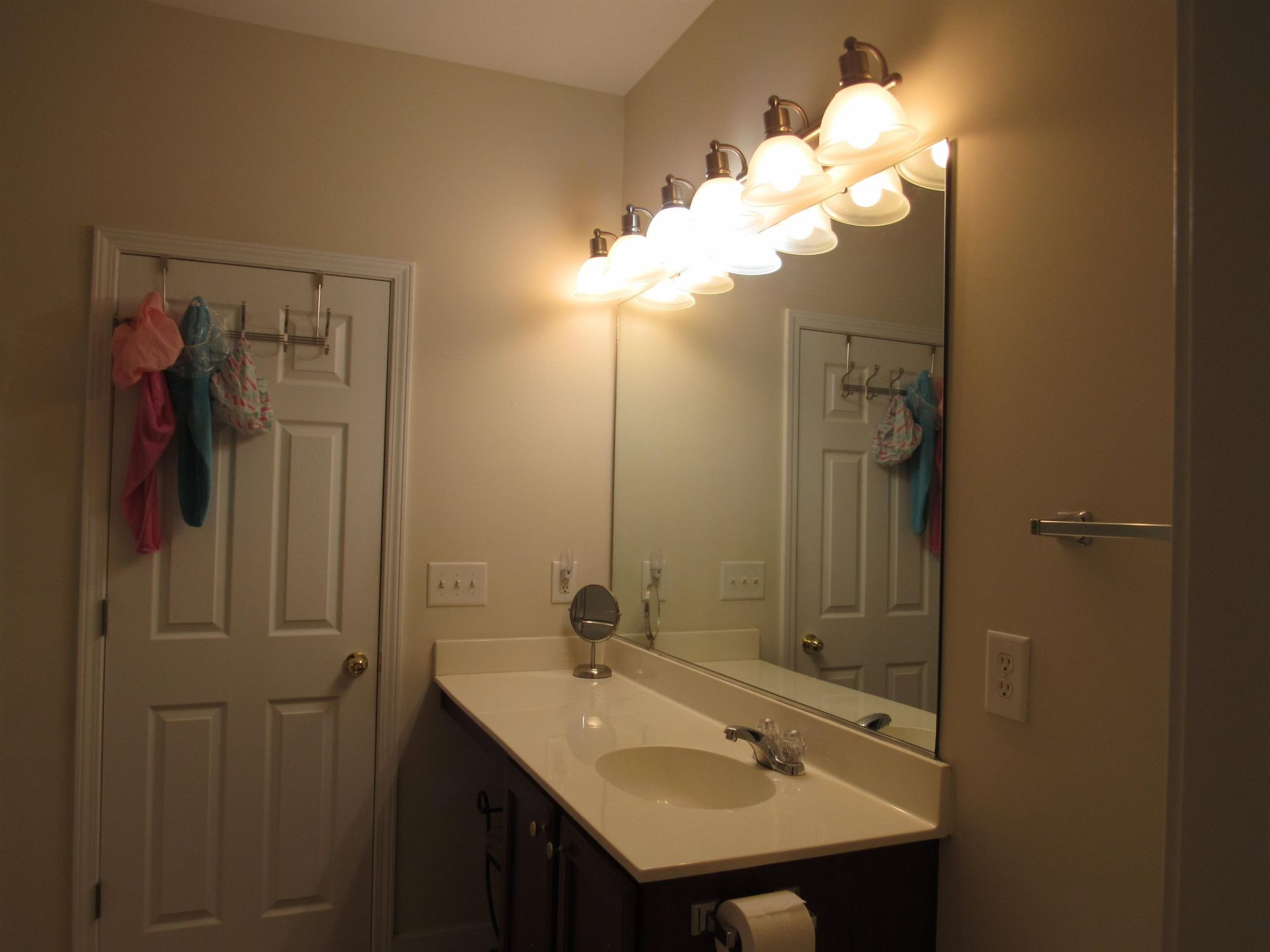 601 Buckingham Ln. Photo 21