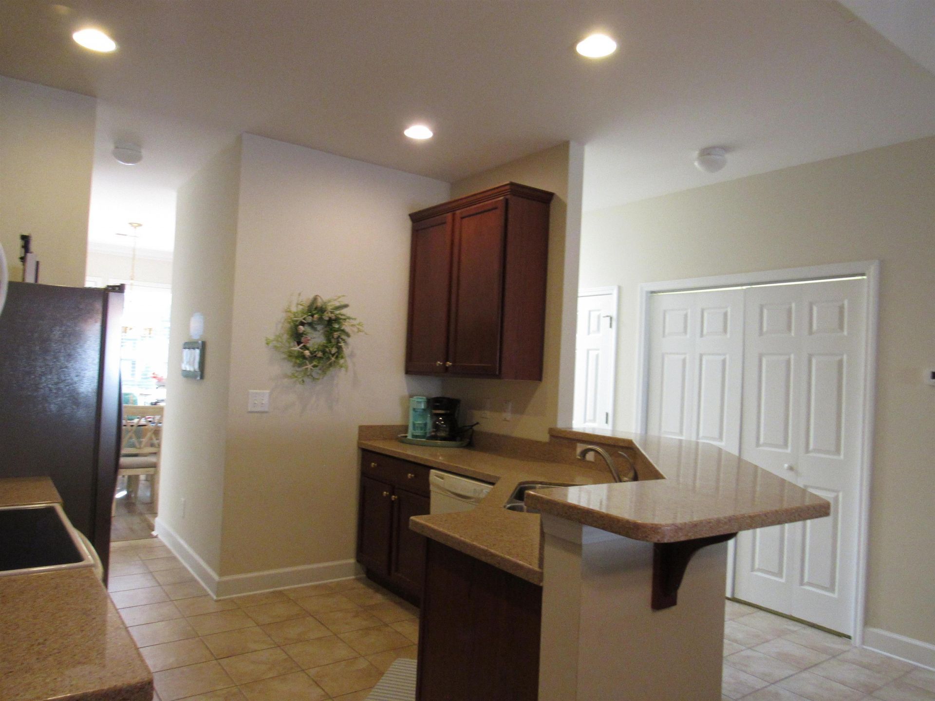 601 Buckingham Ln. Photo 9