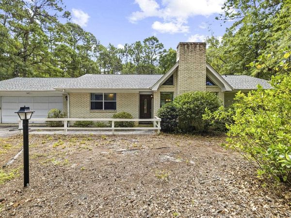 3811 Loblolly Ave. , Little River, SC 29566