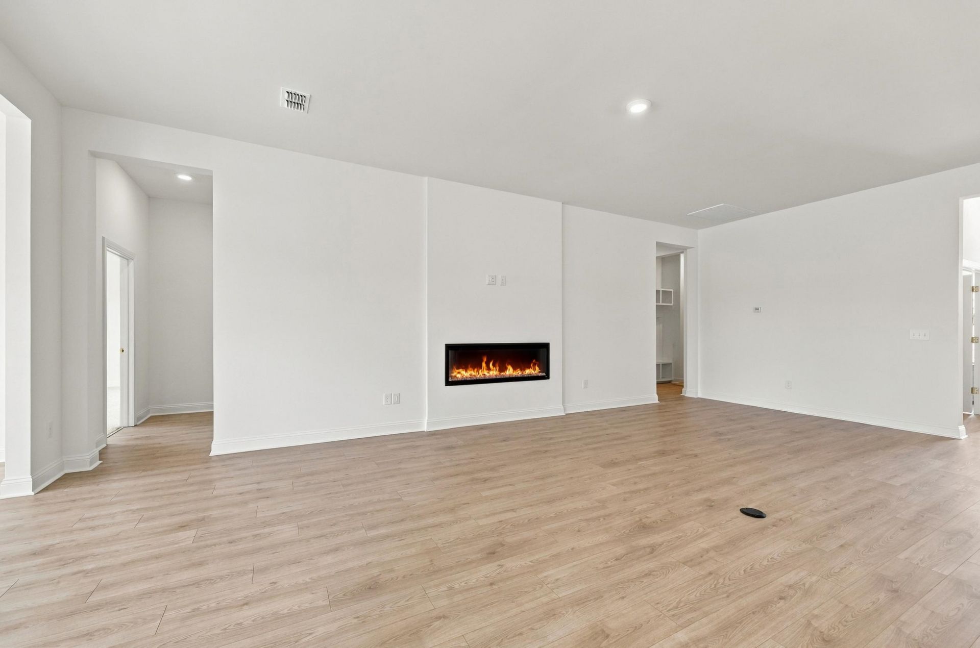 2634 Whitehorn Way Photo 10