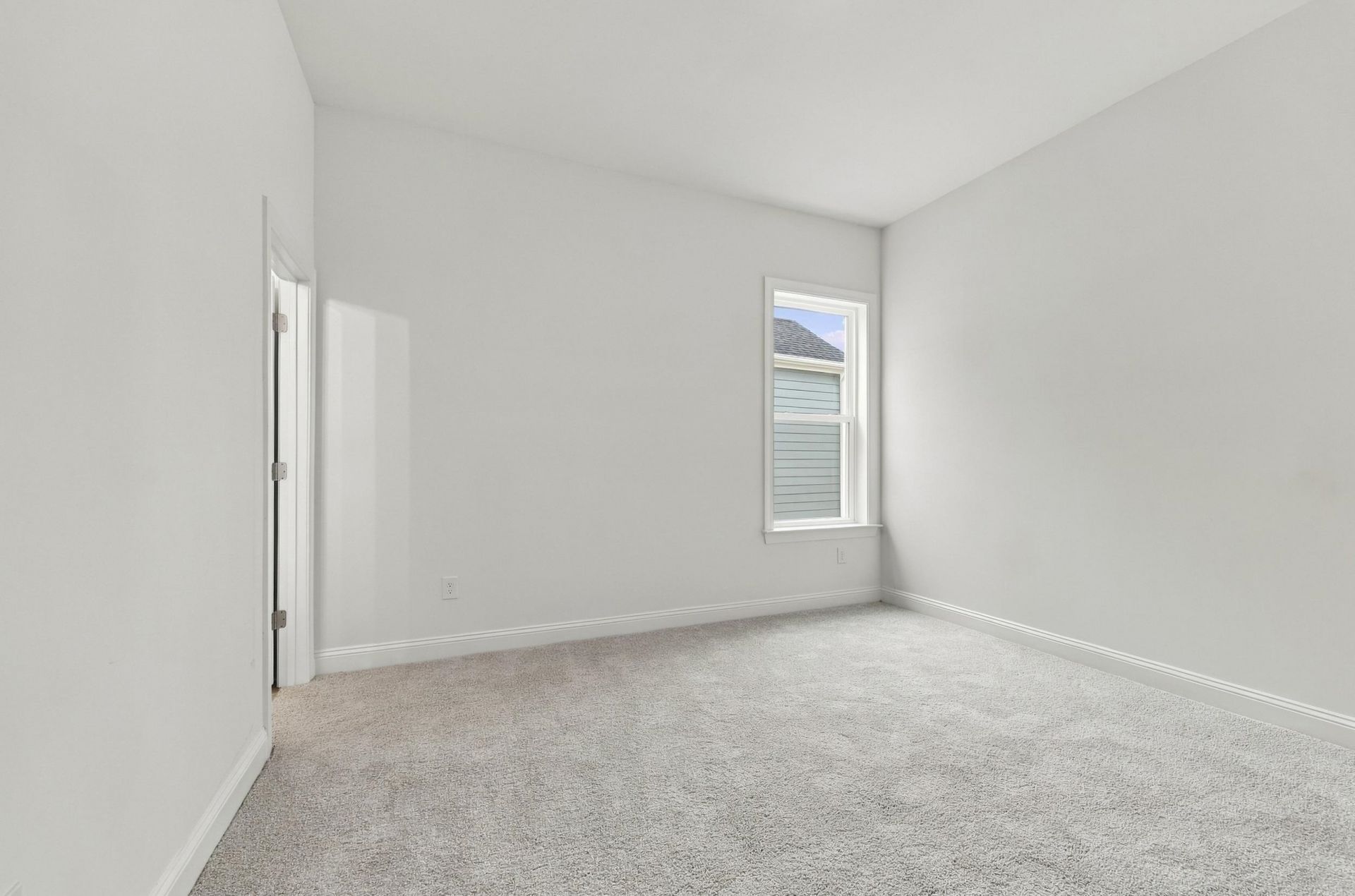 2634 Whitehorn Way Photo 34
