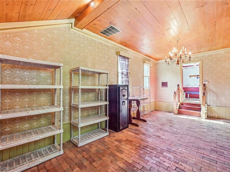 6859 Fairground Boulevard , Canfield, OH 44406 Photo 22